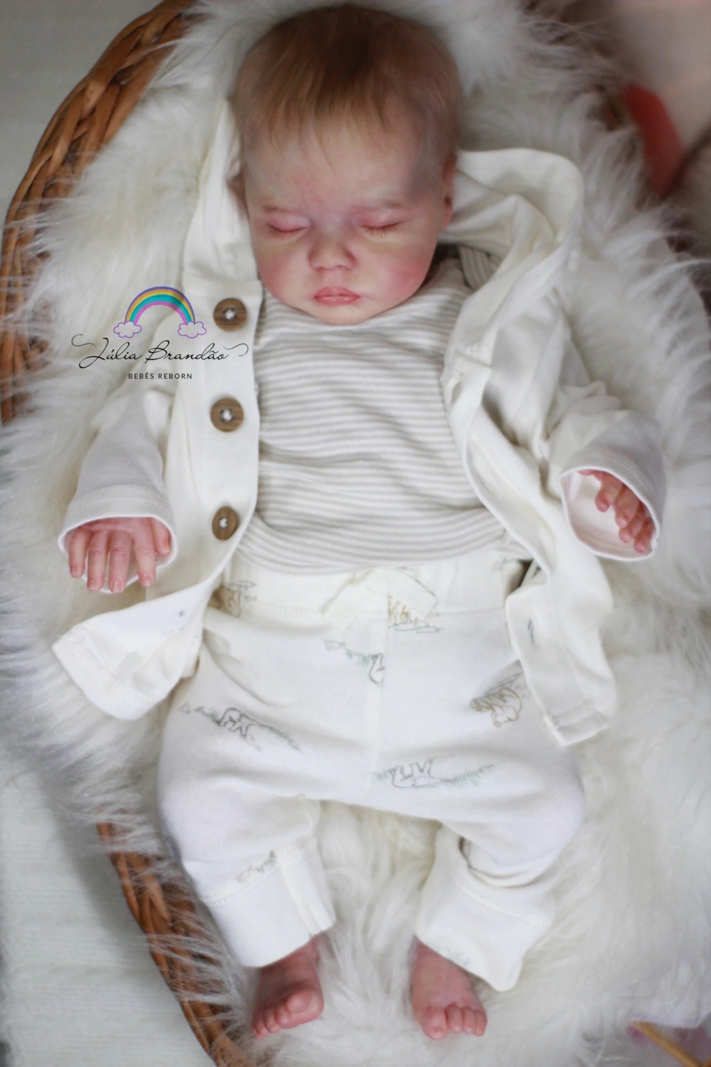 Bebê Reborn Kit Delilah menino vista 3